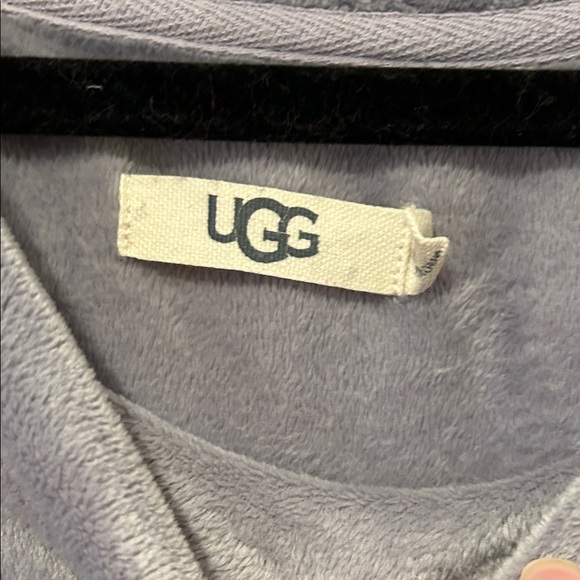 UGG Shanara Crewneck Velour Purple Pullover Size Large - Picture 2 of 5